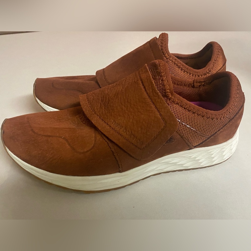 NEW BALANCE WOMENS FRESH FOAM WFL20 SHOES sz 5.5 - Picture 2 of 11